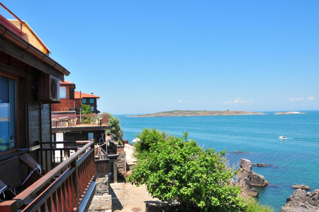 Deep Blue Guest House Szozopol Kültér fotó